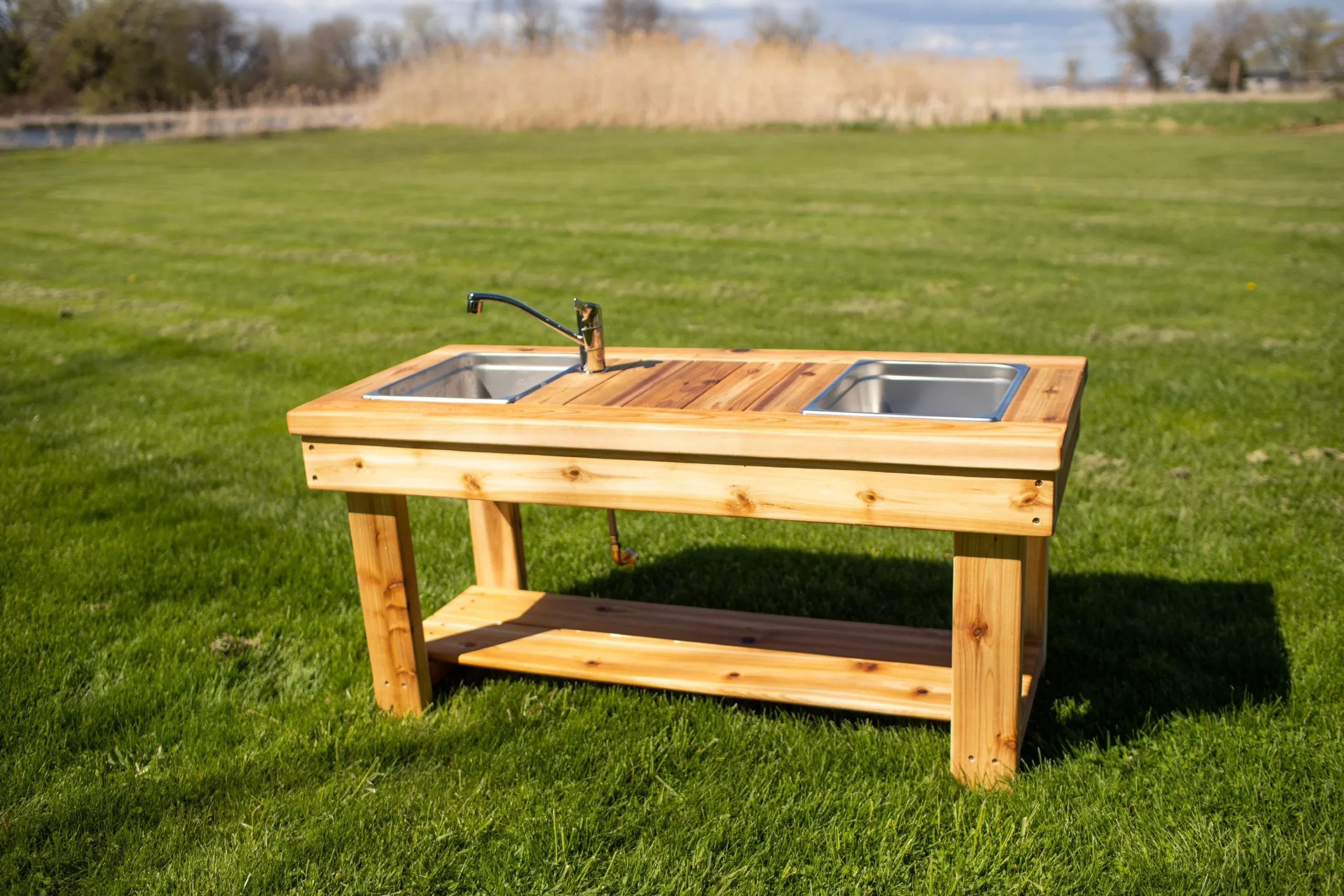 Centered Simple Mud Kitchen (with shelf)