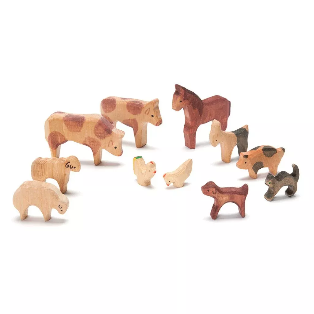 Farmyard figure set