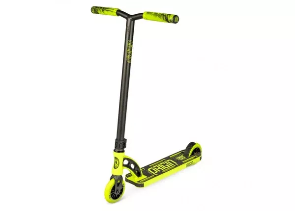 Madd Gear MGO Shredder Complete Scooter