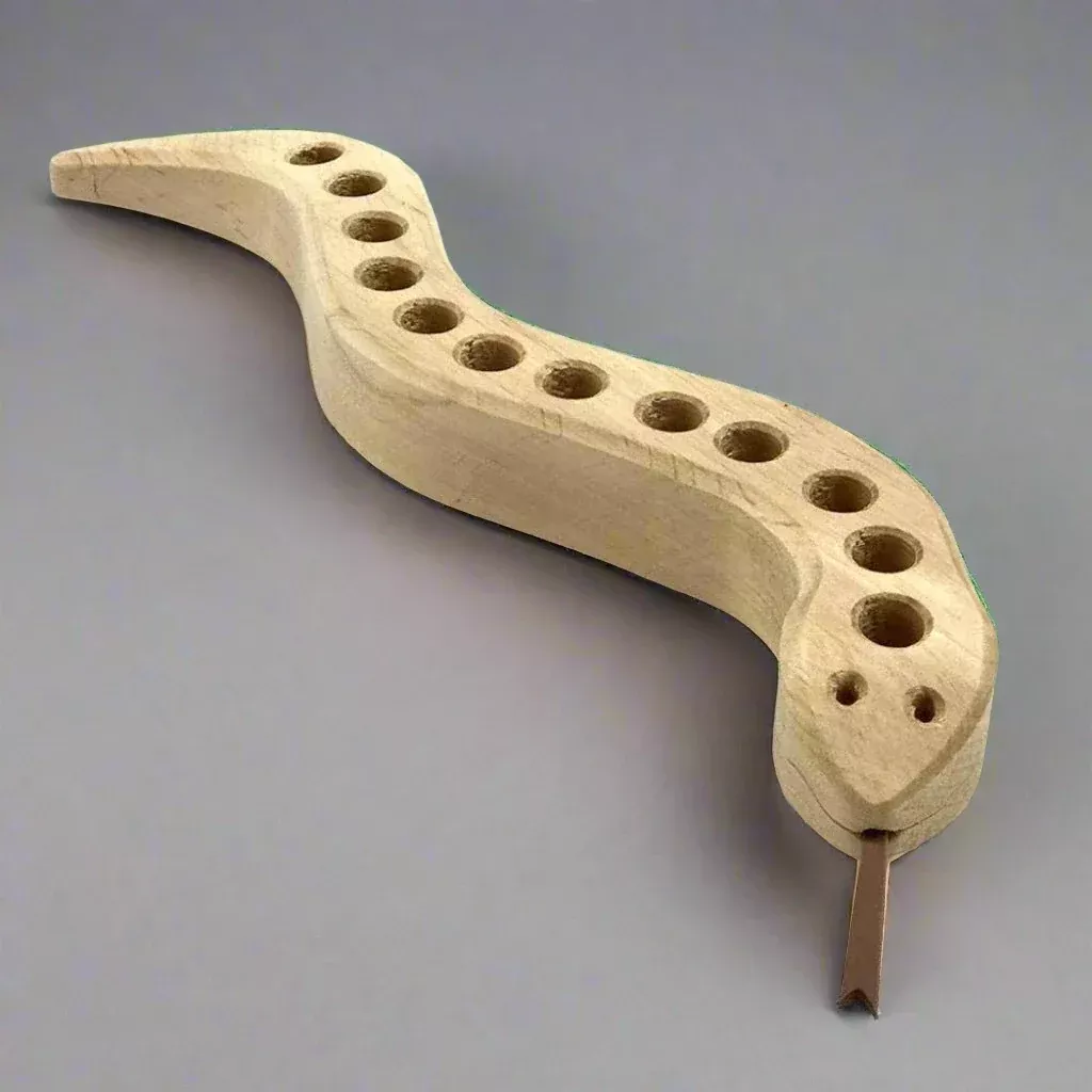 Snake pencil holder