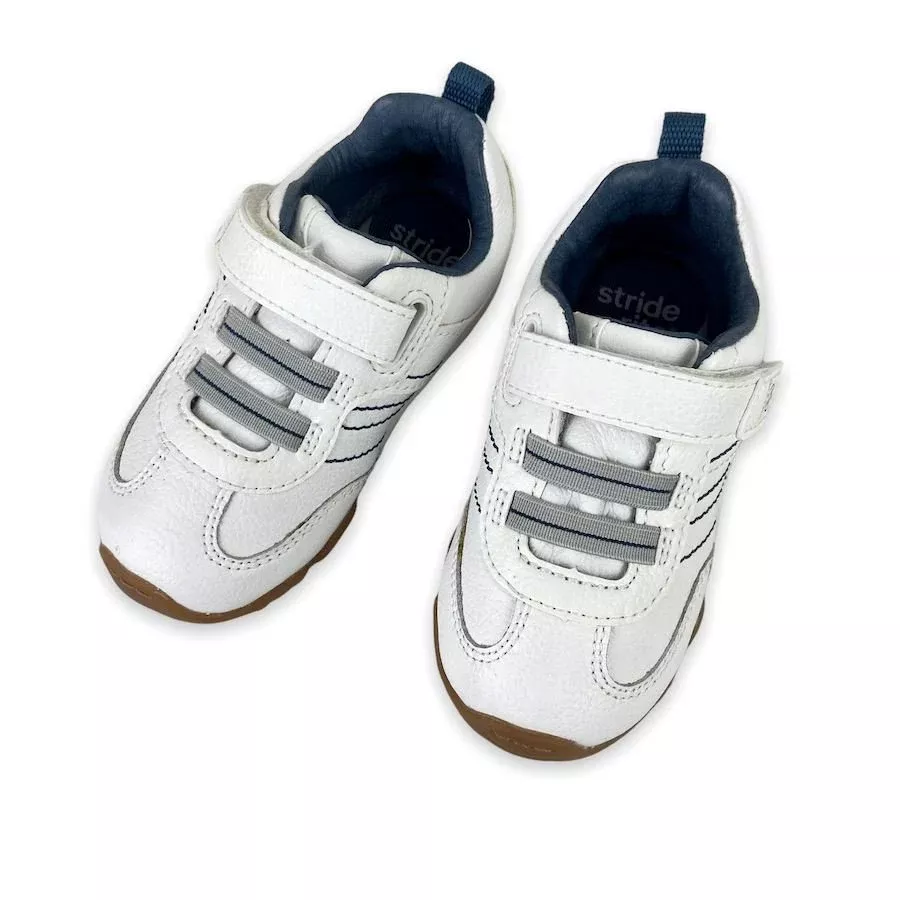 Stride Rite Prescott Sneakers 6M