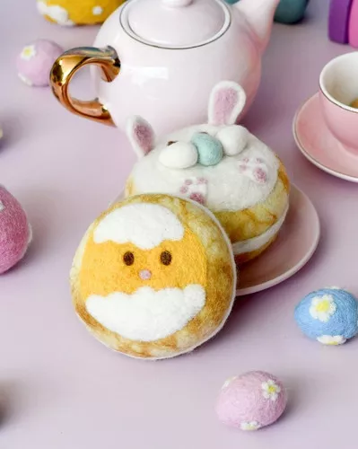 Treasures Felt Chick Hatching Donut